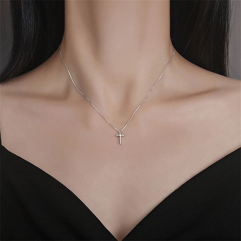 Cross necklace for women casualniche stylesense of designk-style geometric clavicle chain 2024 new winter chain