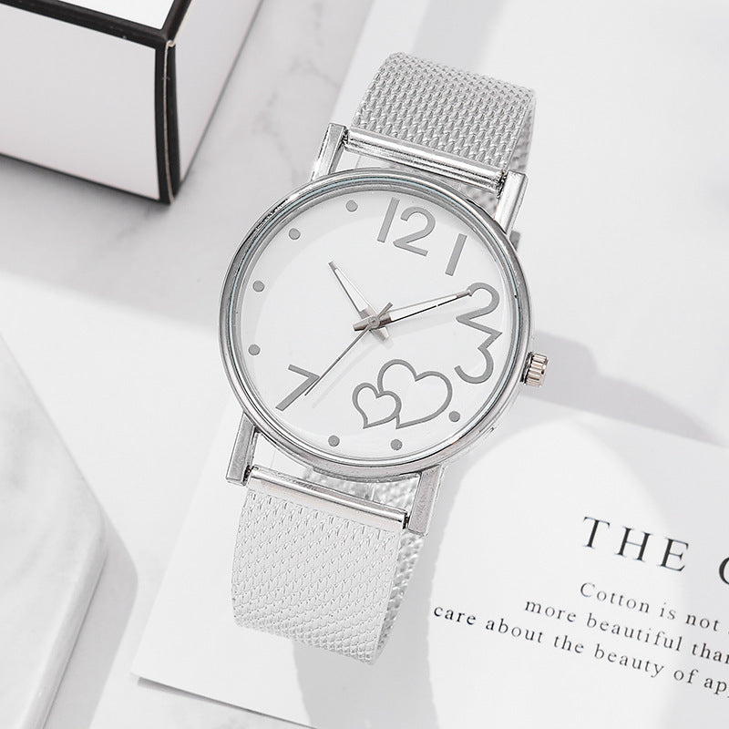 New arrival: women's casual fashion mesh strap heart-shaped watch - wholesale direct from manufacturer