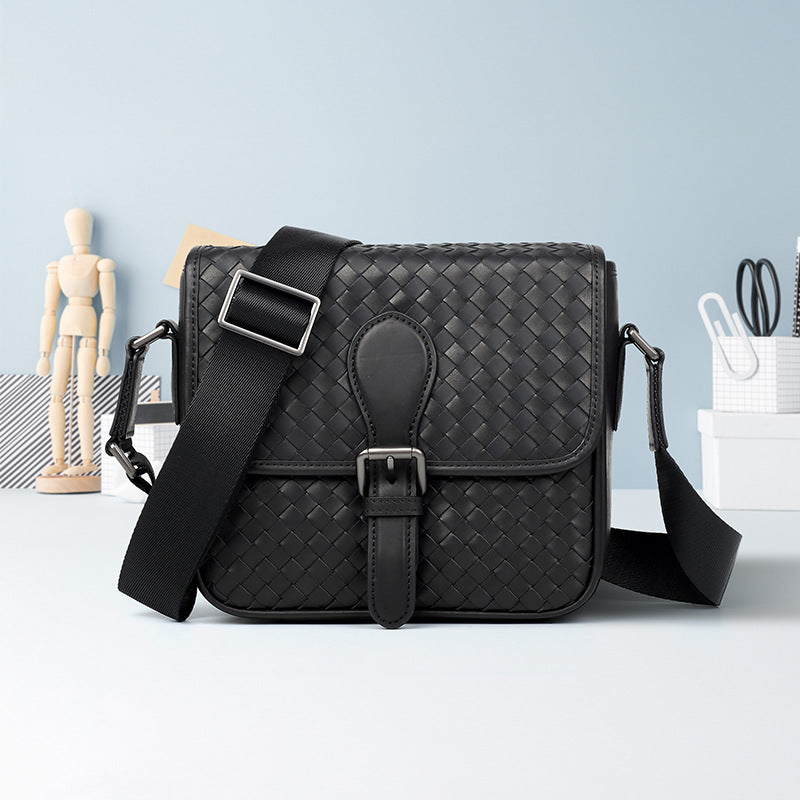 New leather men's bag imported waxed calfskin men's shoulder bag handwoven fashion men's messenger bag bag