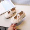 Vancahao girls' lace bow princess shoes, new autumn  collection, kids' silver soft sole single shoes, leather shoes