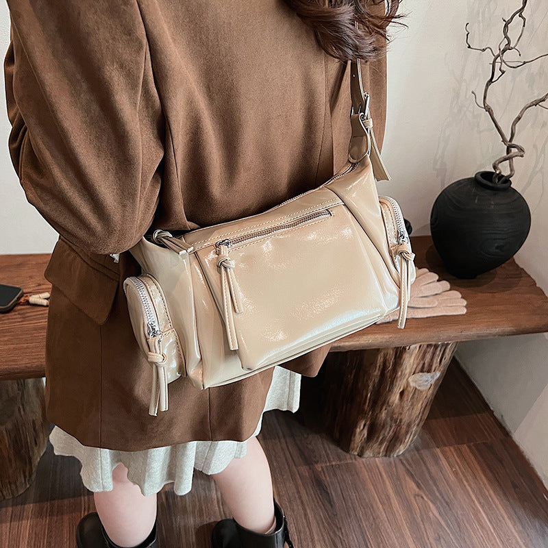 Cross-border retro old armpit bag Spice girl shoulder messenger bag washed soft leather multi-zipper dual-purpose bag function