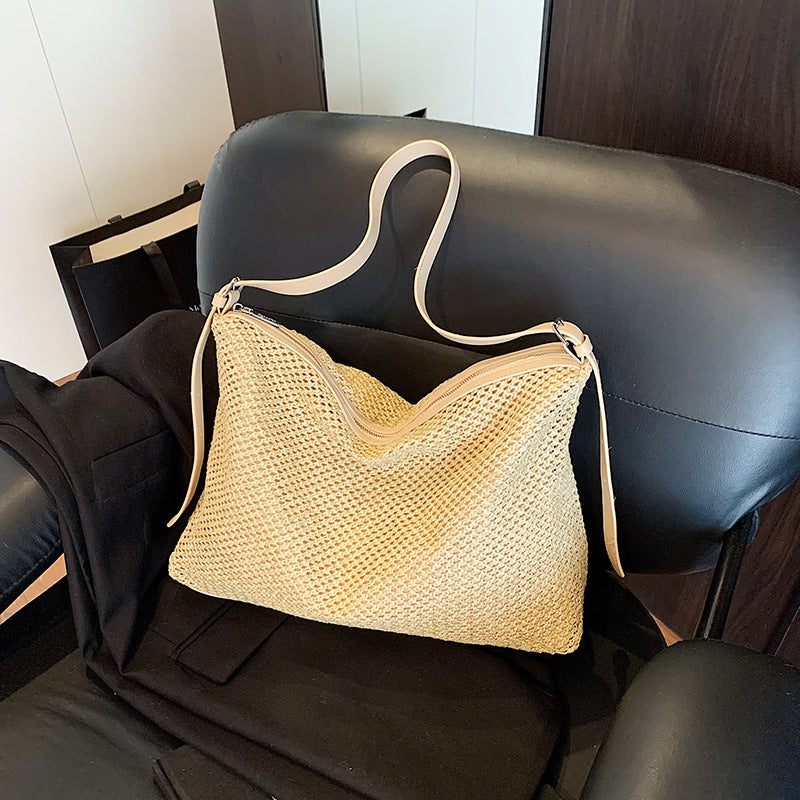 Foreign order large-capacity straw woven bag women's 2025 new summer versatile beach vacation woven tote bag messenger bag