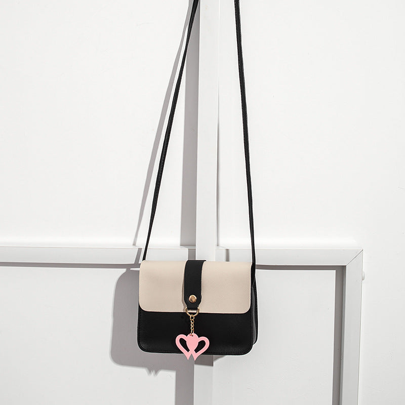 Heart-shaped pendant small square bag 2021ladies bag  women's bag women's hair wholesale Korean version messenger bag