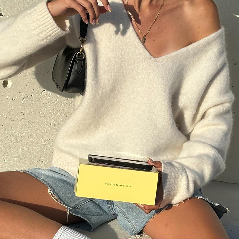 Cross-border street casual sweater lazy autumn and winter pullover loose v-neck knitted sweater solid color warm long-sleeved top women