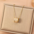 Popular popular refined inlaid zirconium small waist necklace accessible luxury niche jewelry for women high-end sense of versatility elegant clavicle chain