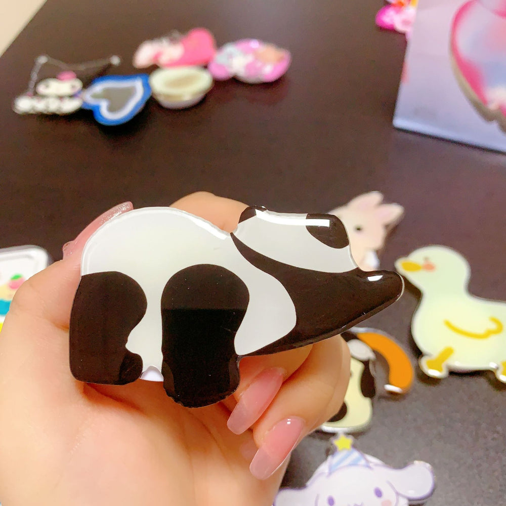 Creative desktop lazy stand melody kuromi/white rabbit/violent bear cartoon cute foldable mobile phone stand