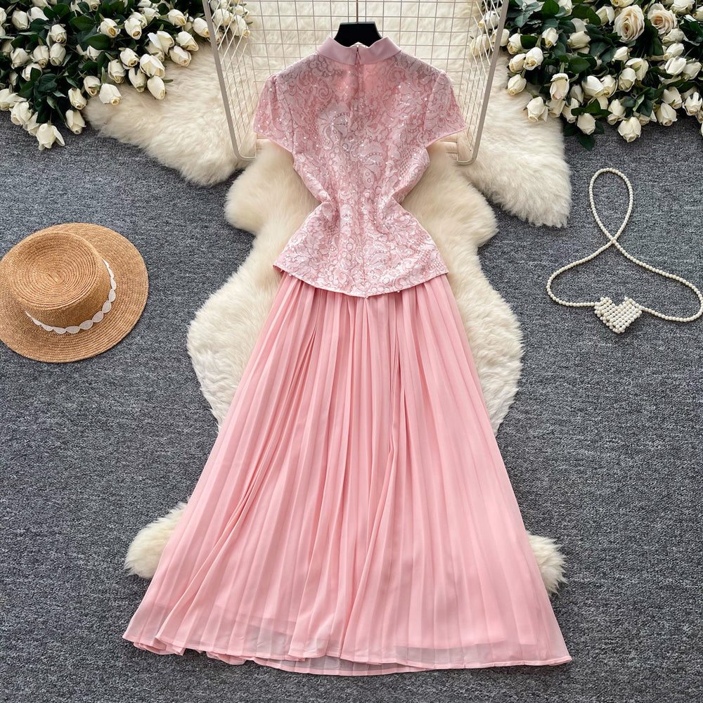 Elegant chic: women's high-waisted pleated maxi dress - slim fit, slimming, and perfect for work