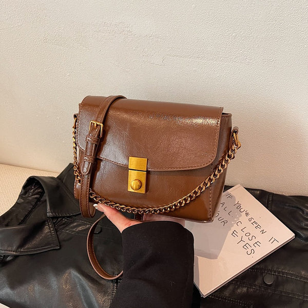 2025 New Fashion Retro Flip Organ Bag, Premium Sense Underarm Locomotive Bag Shoulder Bag Trend
