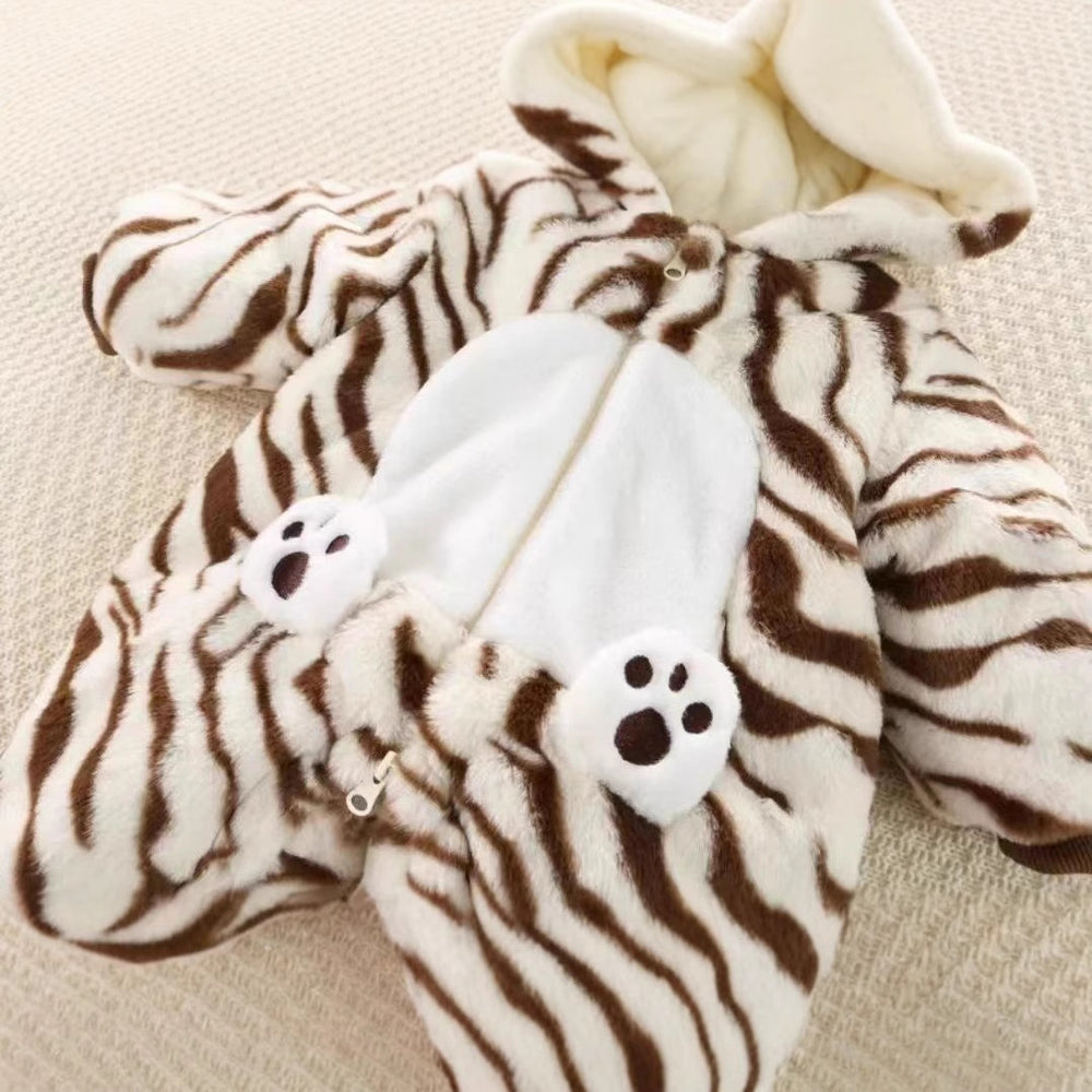 Infant and toddler onesies, winter thickened, unisex baby tiger print cartoon romper, perfect for outings and tummy time, trendy baby clothes