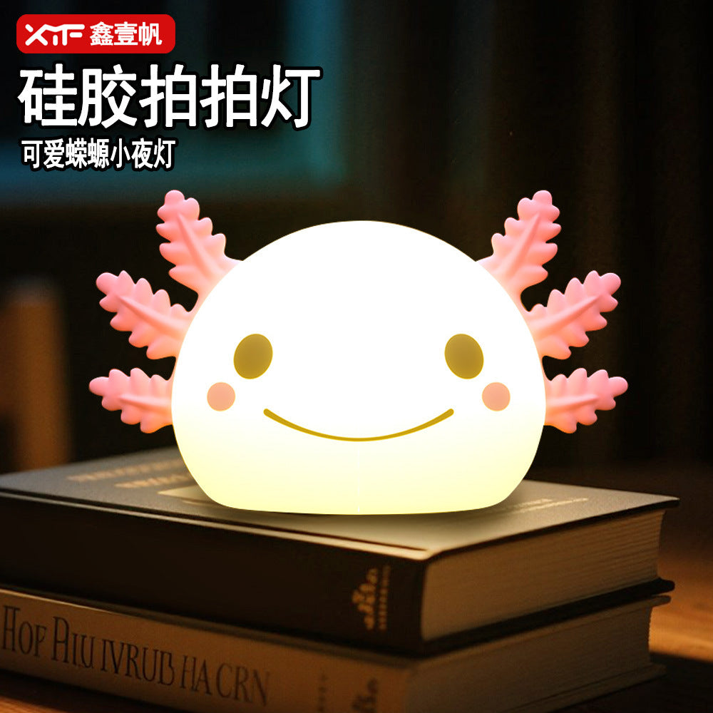 Creative silicone pat light, salamander night light USB charging, bedroom with 30 minutes of soft light eye protection night light