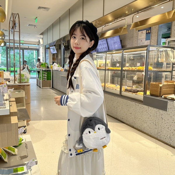 Plush bag women's contrasting color shoulder messenger bag girls and children with sweet primary school students cute winter fluffy bag