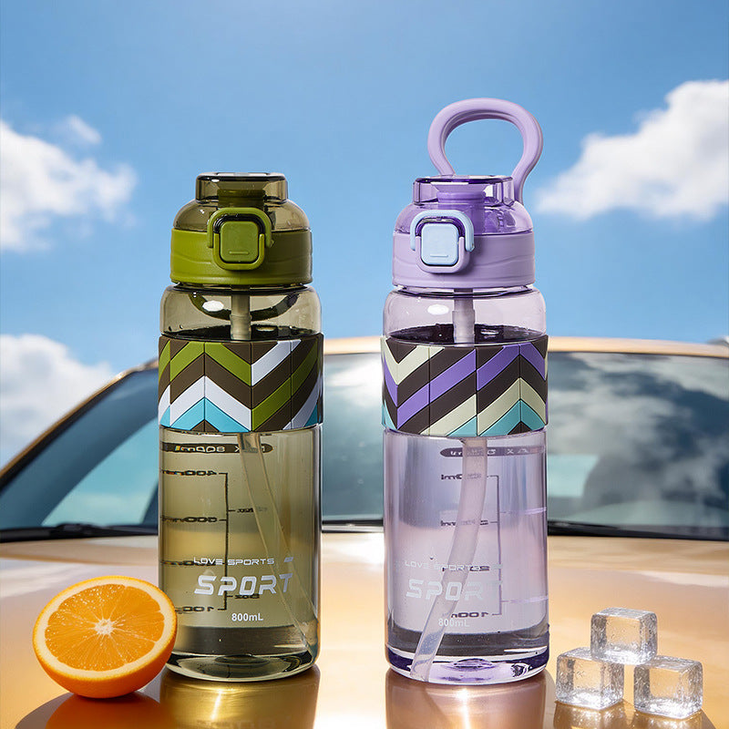 New arrival sports high-looking water cup, large capacity with straw, convenient water cup, anti-fall and high temperature resistant, men's and women's outdoor travel cup