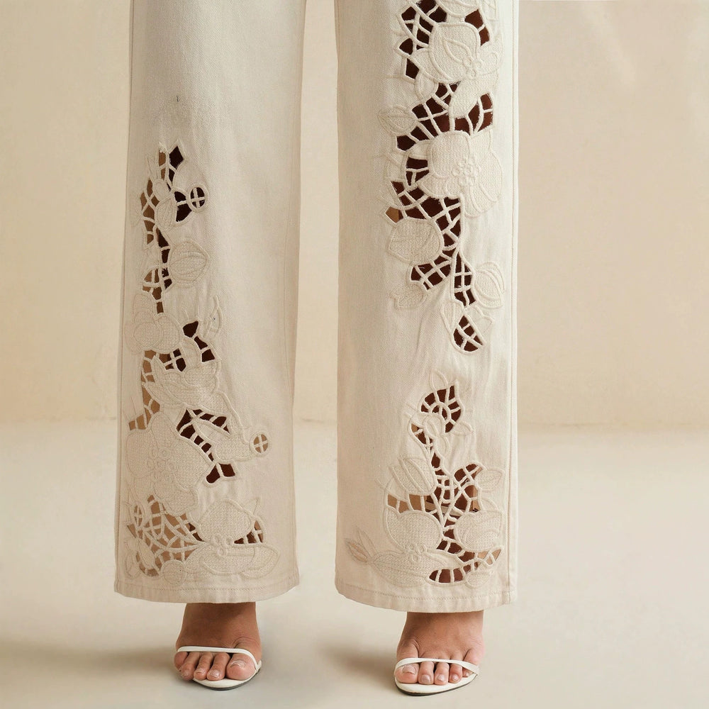 Off-white hollow-out embroidered wide-leg jeans - women's high-waisted slimming straight-leg denim pants - premium quality for cross-border e-commerce