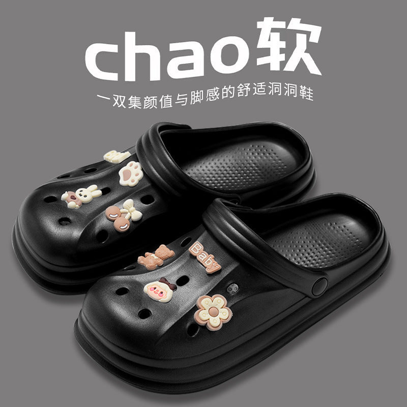 2026 new beach & seaside play garden non-slip fashion clogs - hollow-out, breathable, all-season versatile crocs