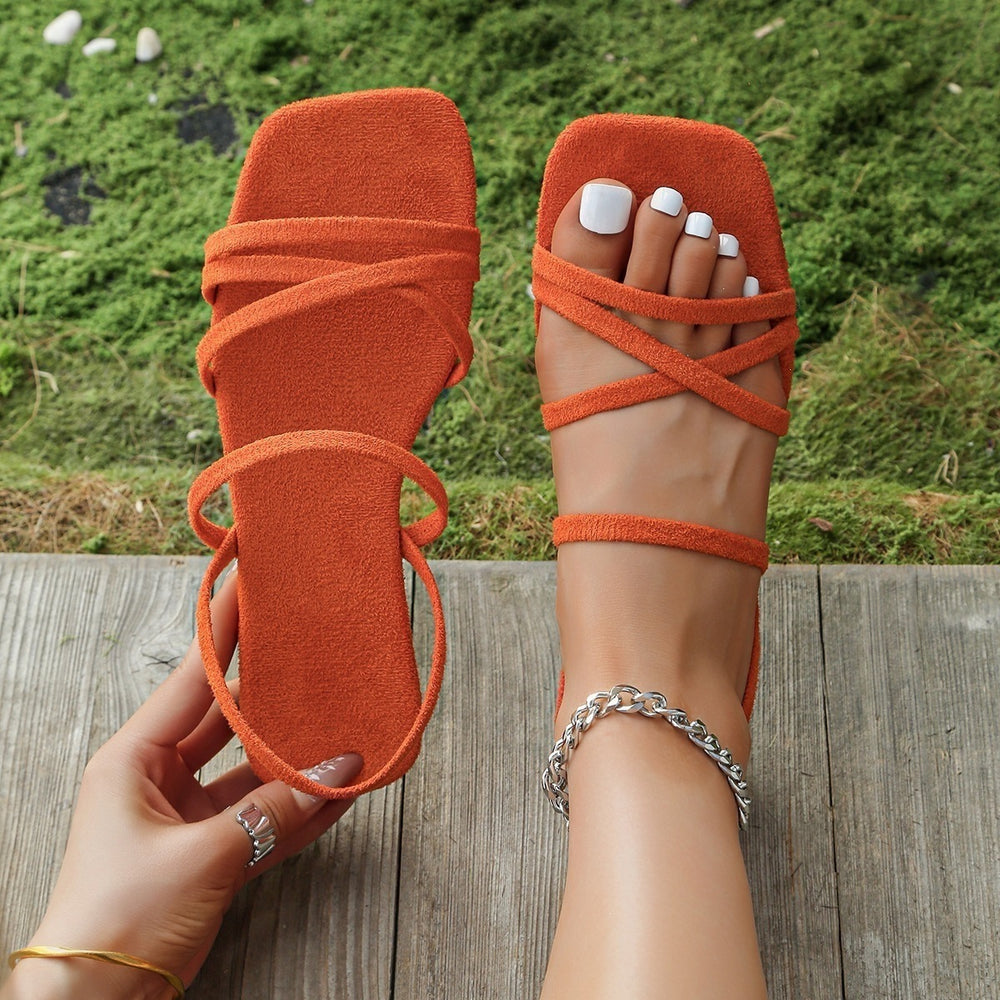 European and american cross-border  women's flat sandals: stylish, elegant, and casual. wholesale plus size available