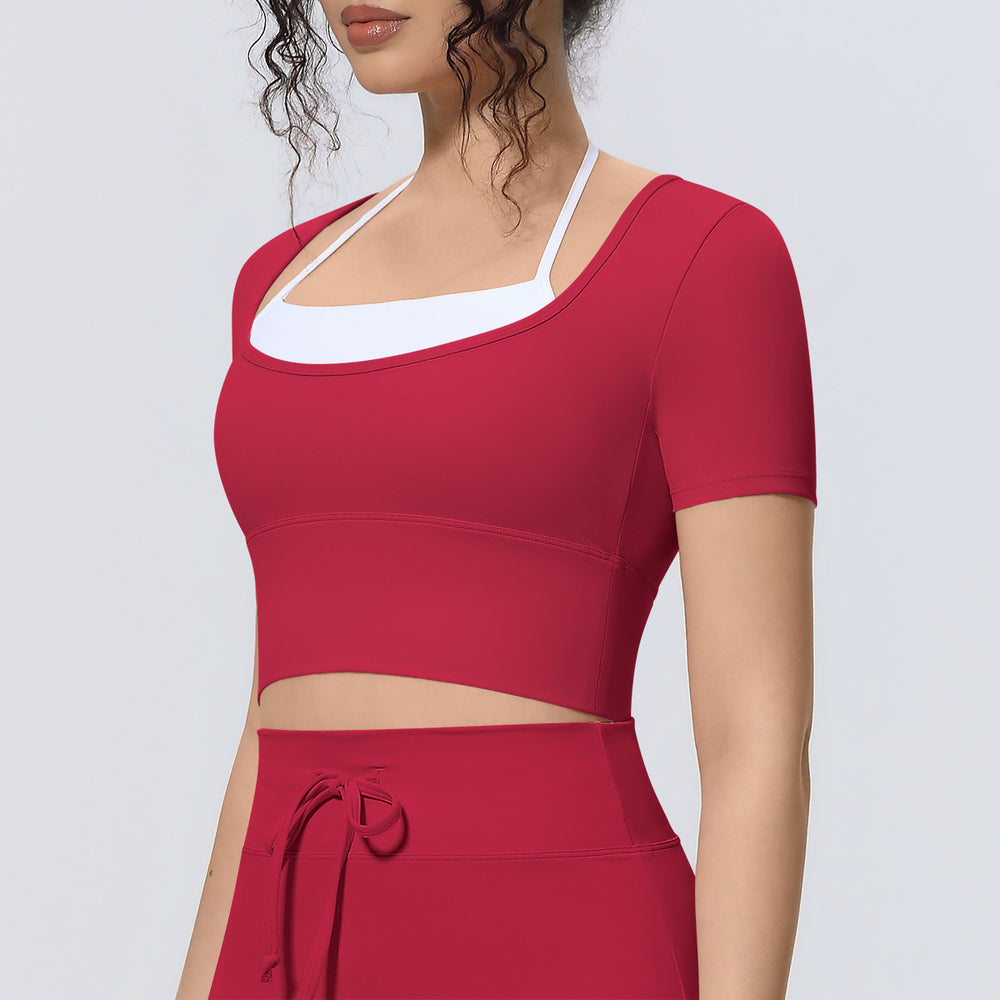 Cloud-feel two-piece look yoga top with built-in bra pads - perfect for outdoor running, fitness, pilates, and activewear