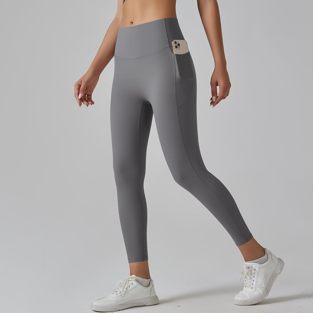 High-waisted, barely-there yoga pants for women. seamless, quick-drying, compression leggings with pockets, perfect for running, fitness, and sculpting your figure. brushed fabric for extra comfort. ideal for yoga and other workouts