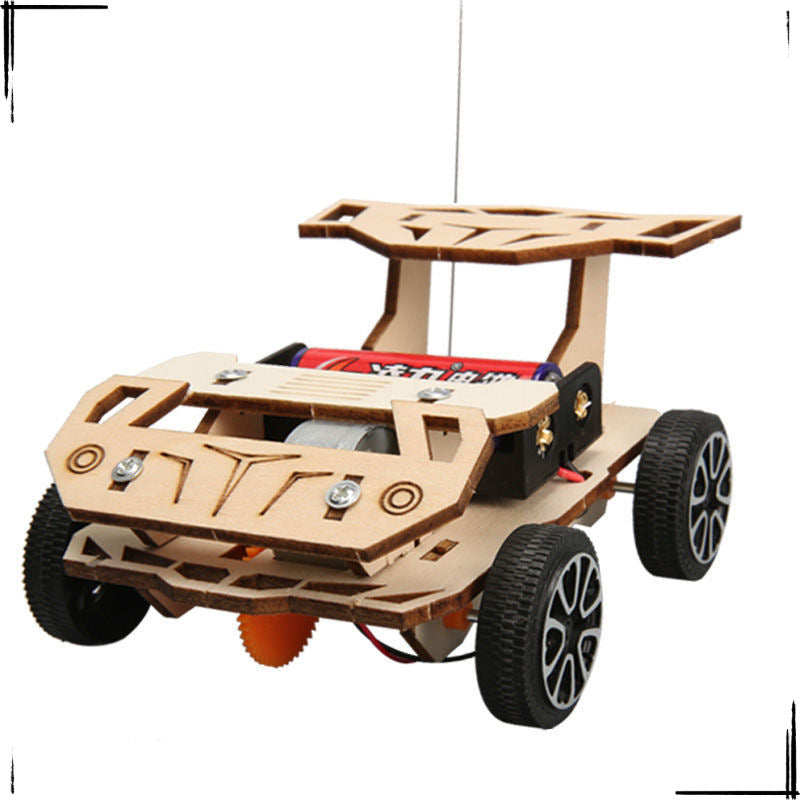 Primary school children's handmade technology production wireless remote control racing DIY creative science experimental materials brain pack 6