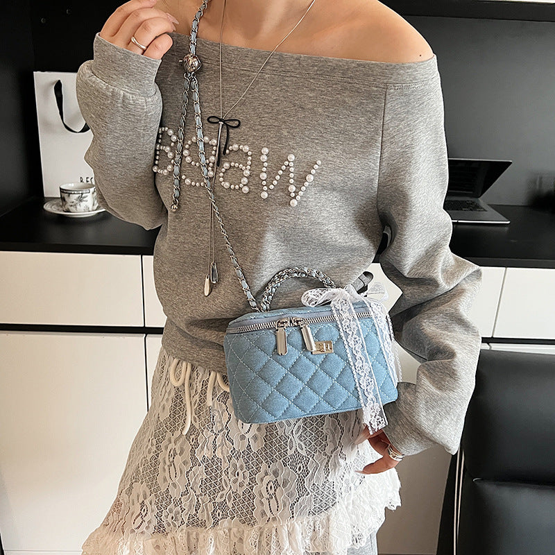 Live supply Factory direct sales Fashion fresh diamond chain Versatile Internet celebrity explosion Shoulder crossbody women's box bag