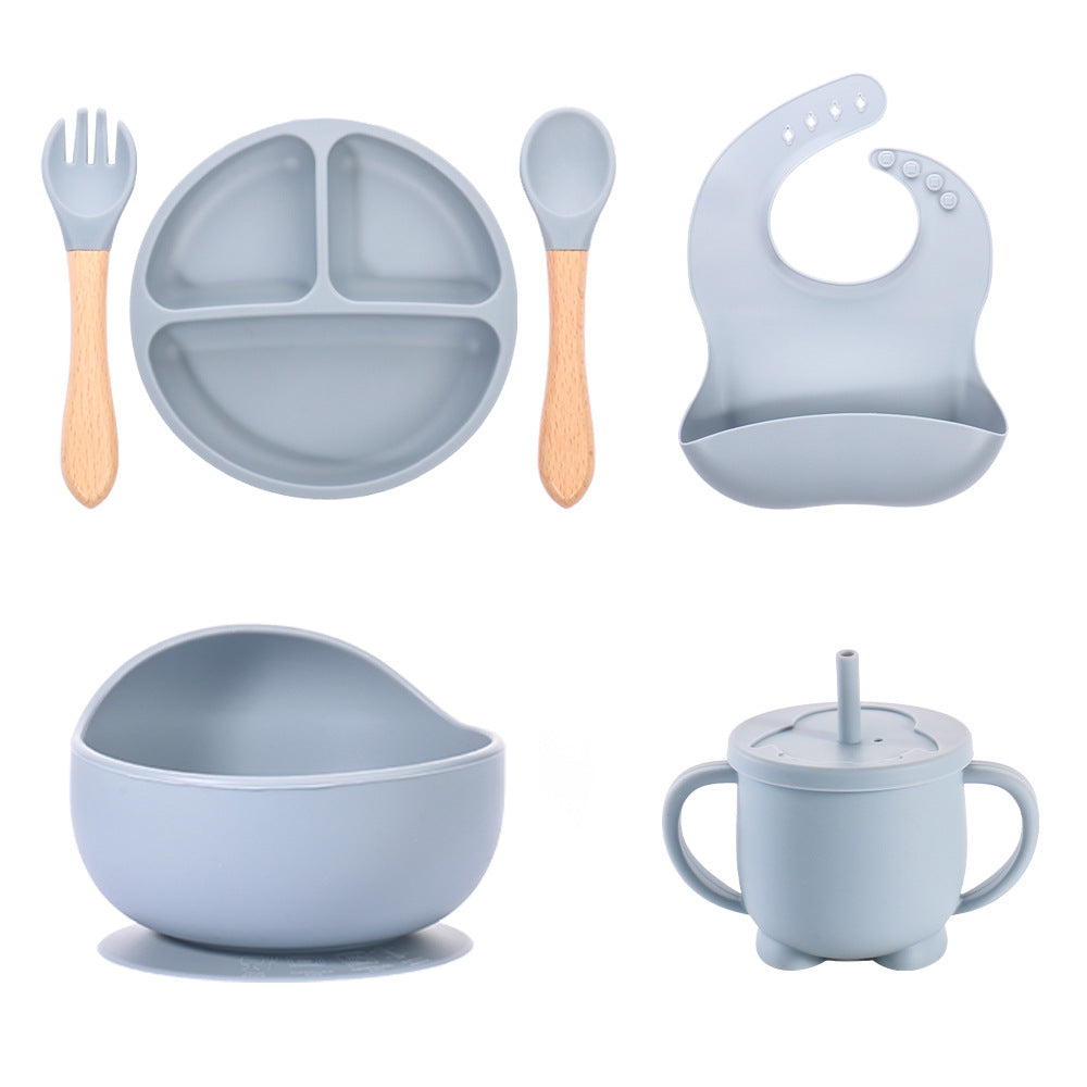 Factory baby silicone binaural straw cup drop resistant high temperature resistant baby drinking cup penguin water cup feeding tableware