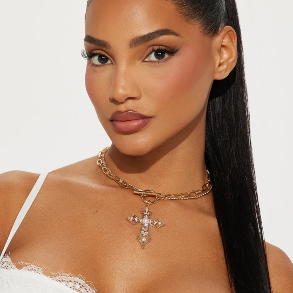 Cross necklace wholesale european and american cross-border autumn and winter jewelry accessories women's diamond-encrusted accessible luxury niche pearl sweater pendant