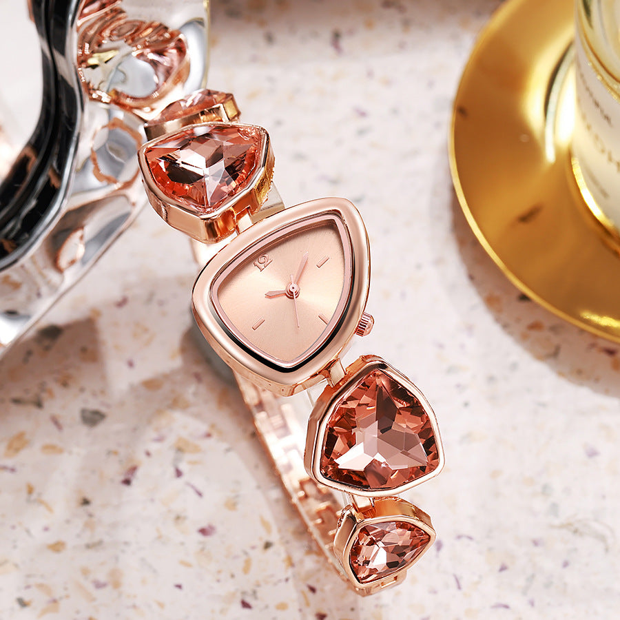New arrival high-looking fashion women's accessible luxury irregular diamond-encrusted watch crystal niche high-looking quartz women's watch wholesale