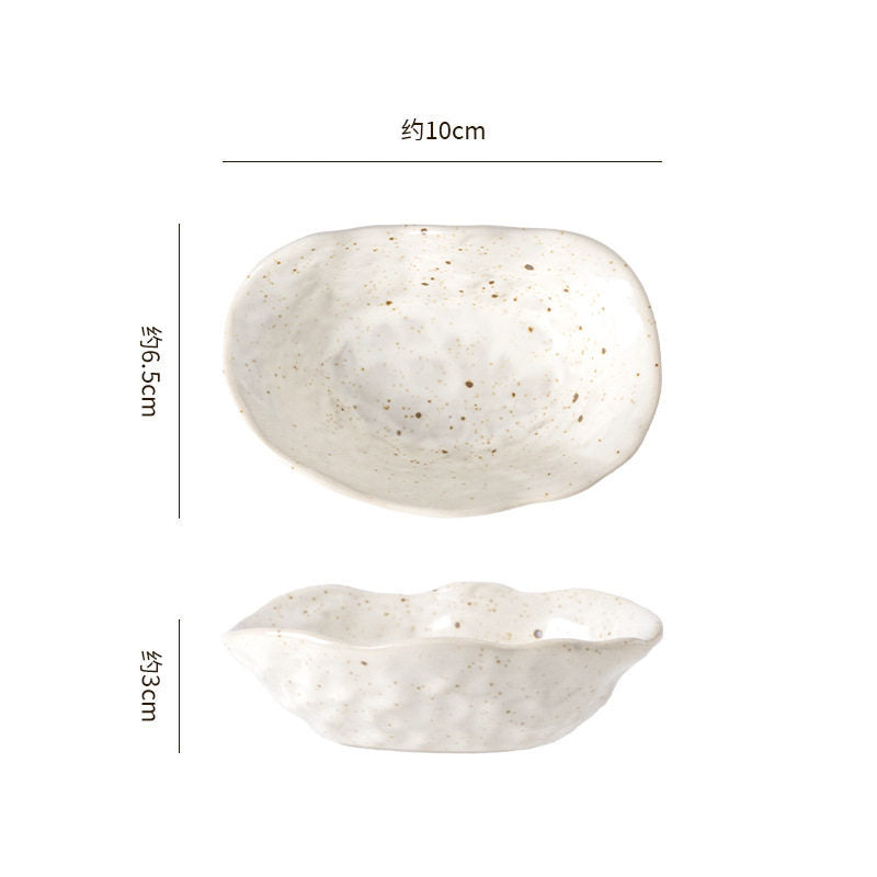 Japanese kiln-turned ceramic oyster-shaped dish, sushi soy sauce, mustard dish, appetizer dish, hot pot restaurant dipping dish, seasoning dish