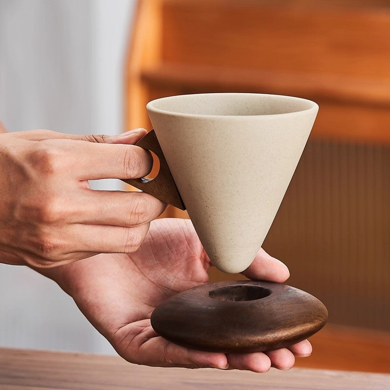 Vintage-inspired ceramic coffee cup set: exquisite, high-end, and beautiful. perfect for women, includes latte art cup