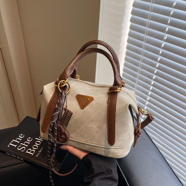 Premium sense retro handbag women's winter 2025 popular texture versatile shoulder bag commuter messenger bag