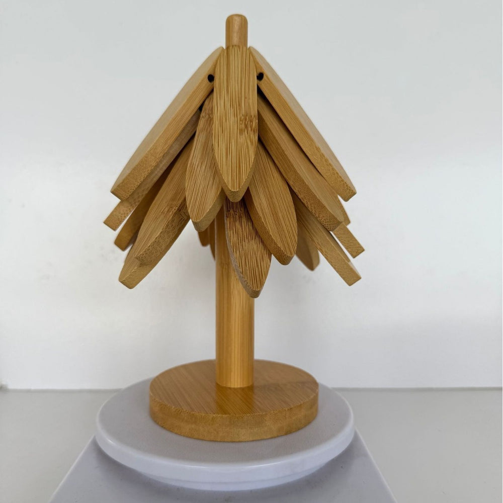 christmas tree solid wood insulation mat, a tree coaster, dining table decoration, creative oven mitts pad, high temperature resistant pot and bowl pad