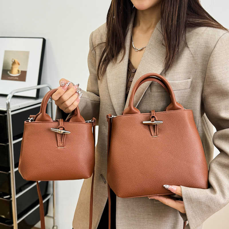 High quality new bamboo bag mini handbag bamboo buckle shoulder messenger bag casual women's bag