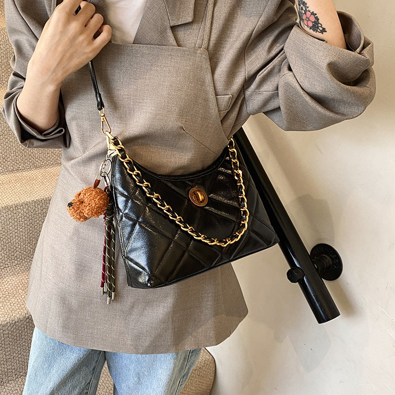 Rhombus texture small bag women's 2025 autumn and winter new chain shoulder underarm bag fashionable foreign commuter messenger bag