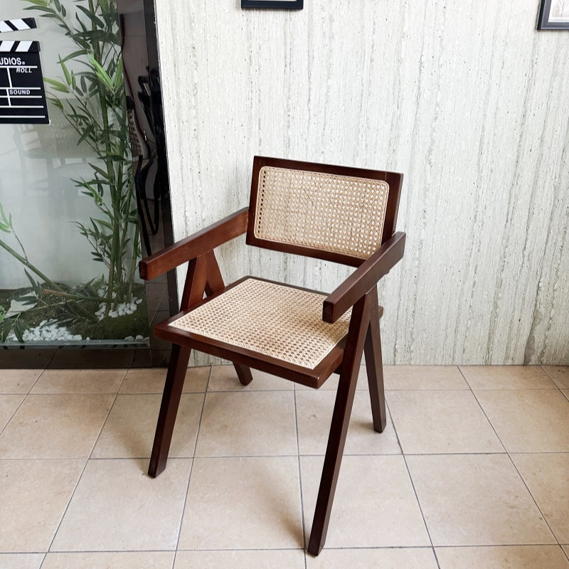 American retro solid wood square table and chair set - ideal for cafes, bubble tea shops, dessert parlors, western restaurants, and cocktail bars - commercial grade table