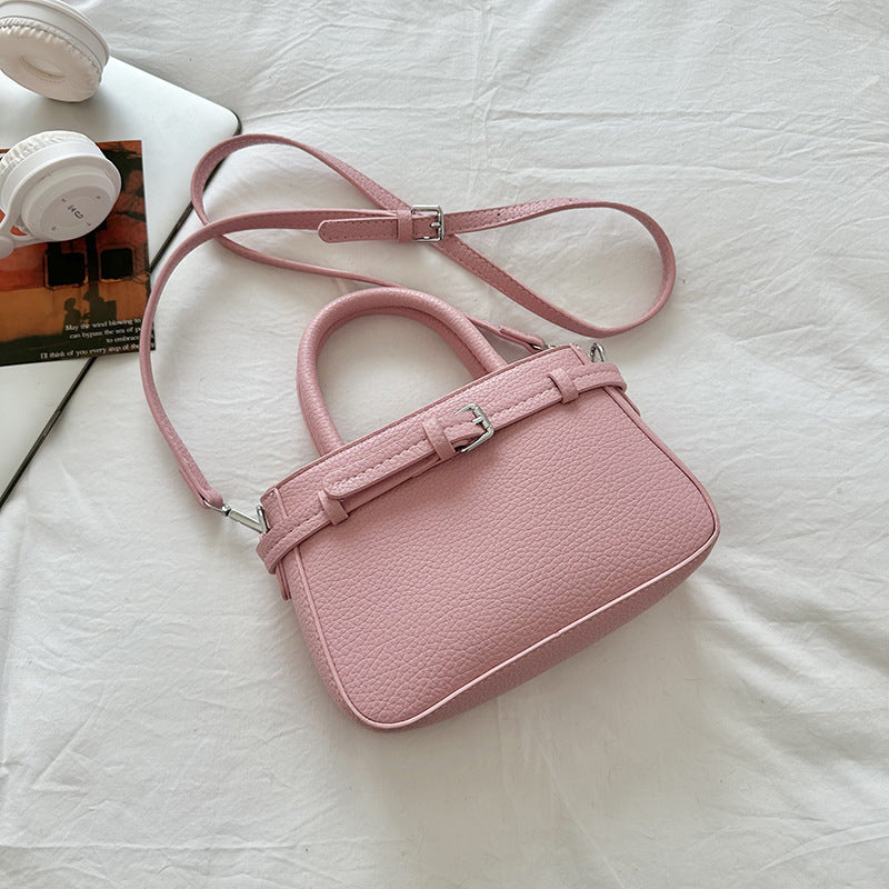 korean style fashion handbag women's new 2026 spring hot trend single shoulder bag minimalist commute crossbody bag