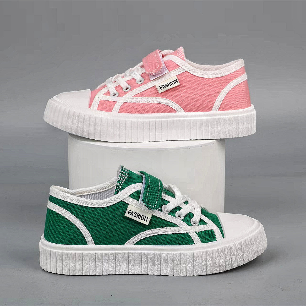 Children's canvas shoes Boys' new fashion casual comfortable breathable children's board shoes Girls' students lightweight Four Seasons classmates