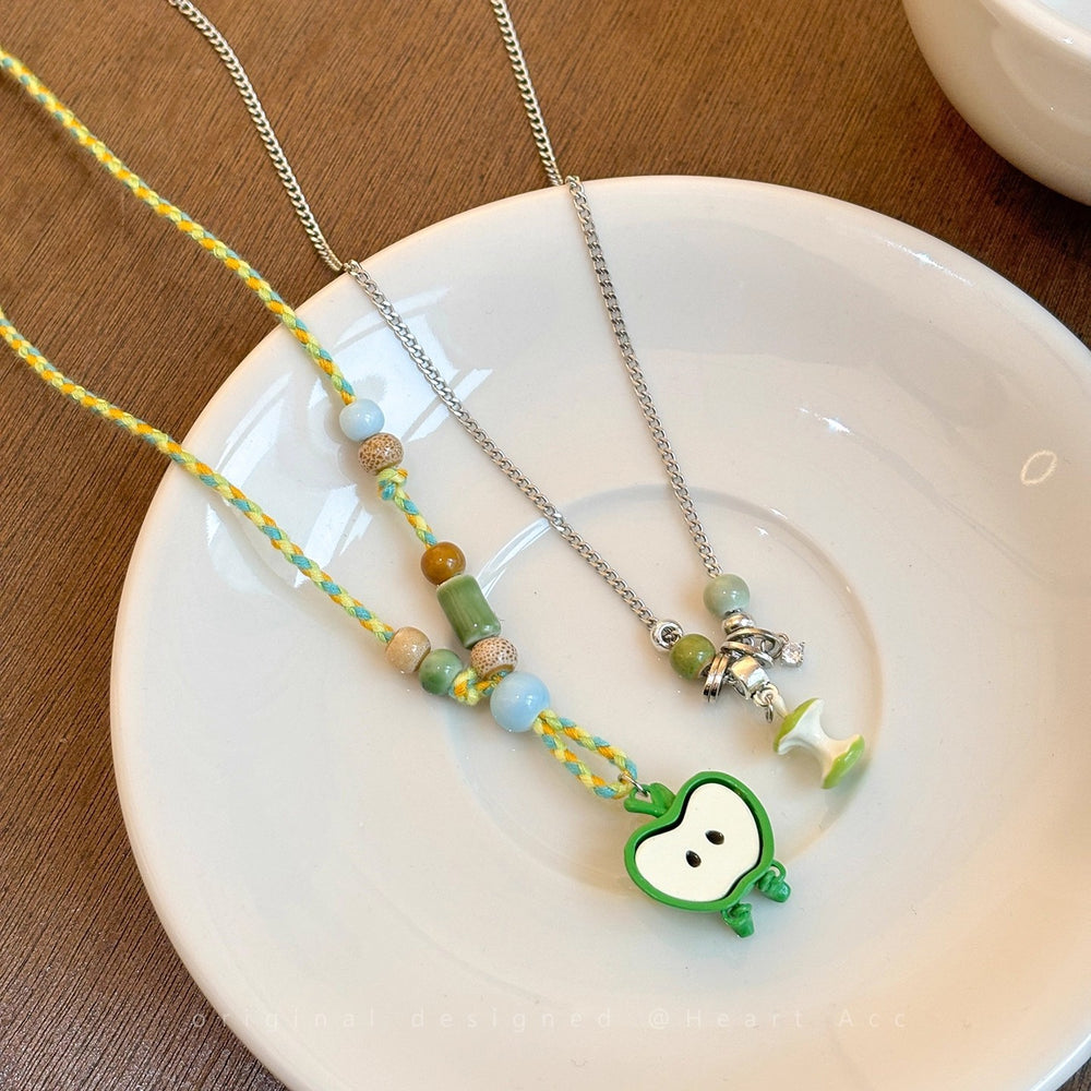 Childlike cute green apple pendant necklace for women niche style unique design sense clavicle chain sweetgirlstylish accessories