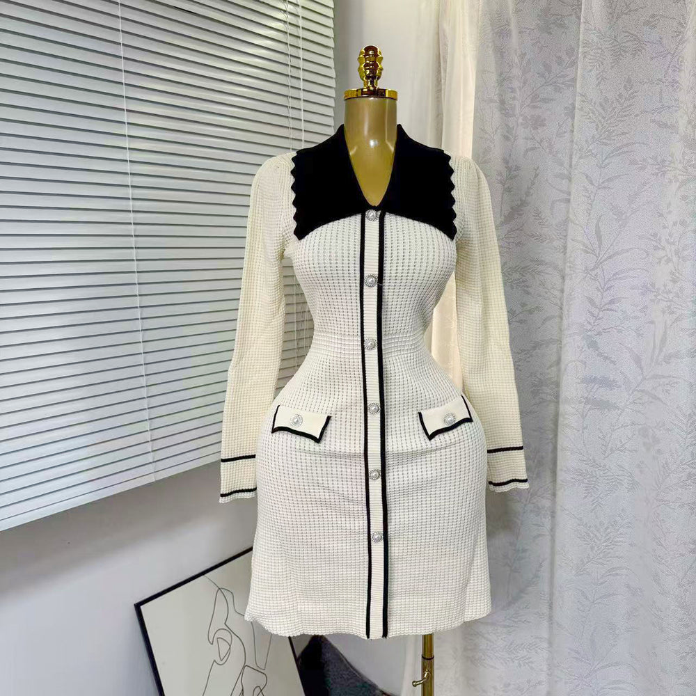 Autumn/winter chic: elegant color block knit dress with pearl button detail - slim fit, figure-flattering knit mini dress