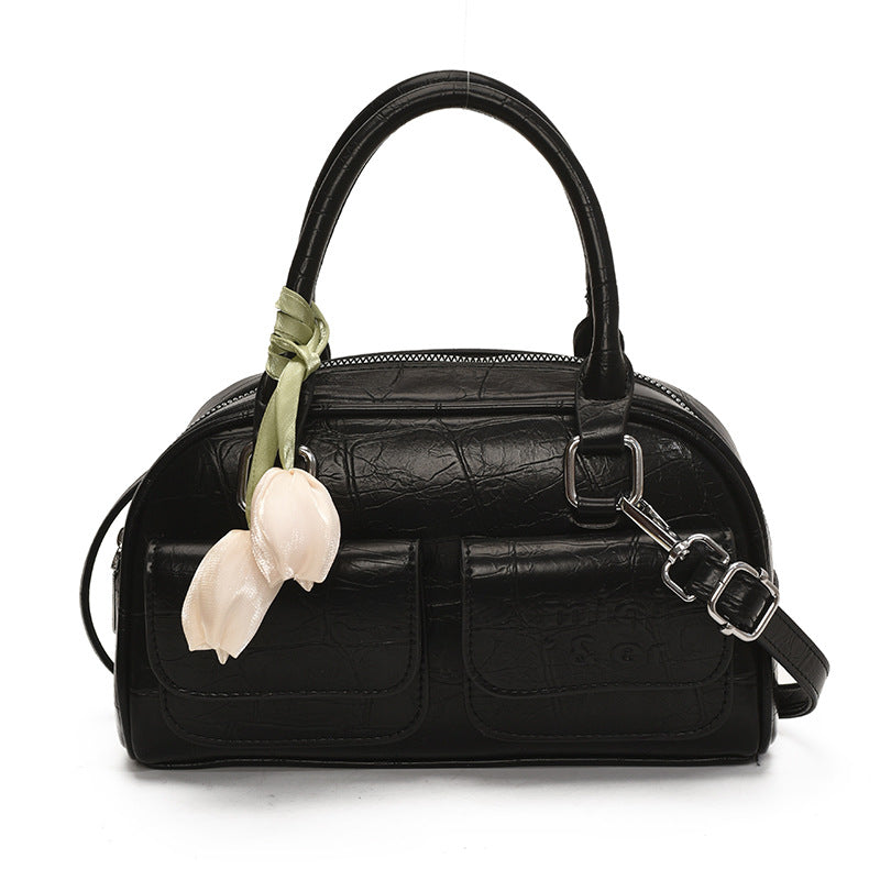 Cross-border retro portable pillow bag women's 2025 new foreign style casual personality fashion niche single shoulder messenger bag tide