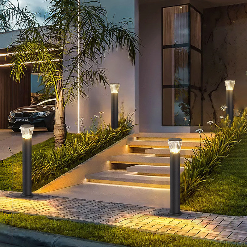 Outdoor waterproof villa courtyard lawn lamp garden b&b lamp park community road lamp decorative lighting lawn lamp
