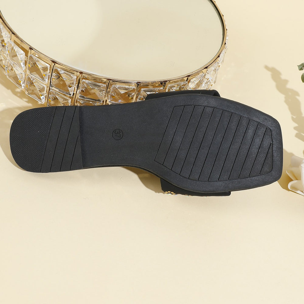 2025 summer new rhinestone flat sandals women's outdoor square toe open toe flip-flops plus size casual slippers wholesale
