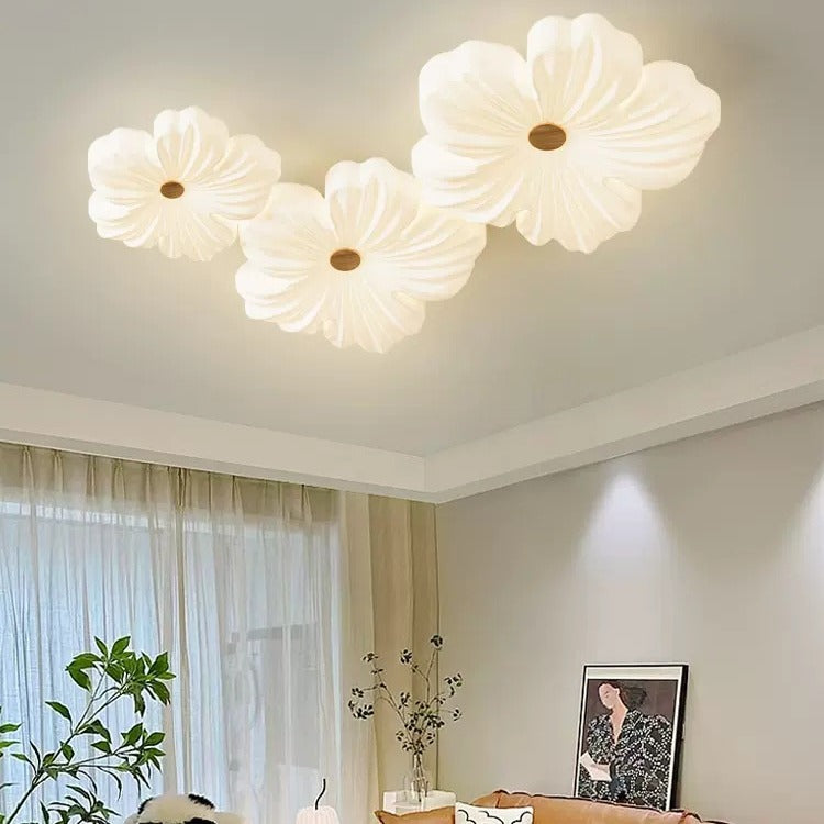Flower living room light ceiling light cream wind petal master bedroom light warm children's room dining room lighting modern and simple