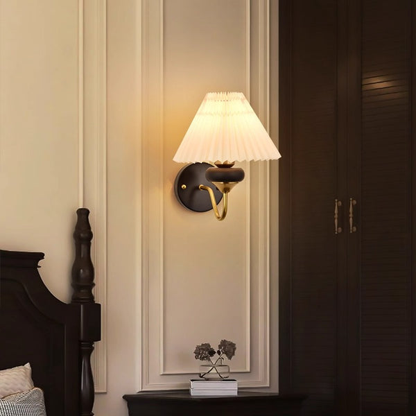 Huiyuan bedroom bedside wall lamp 2025 new medieval French fabric pattern living room study zipper E
