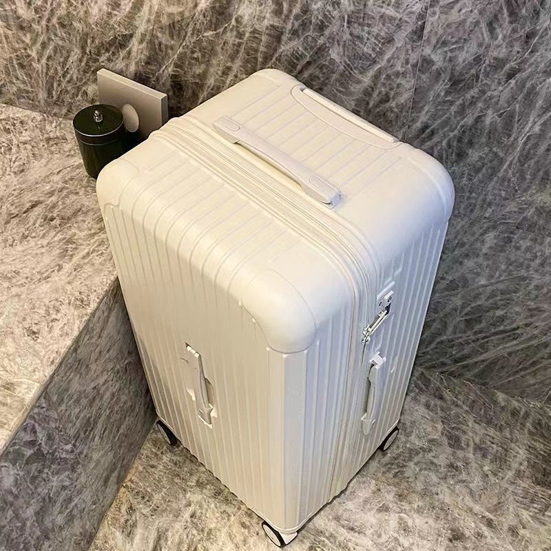 One piece of large-capacity suitcase, suitcase, high-value, large-capacity aluminum alloy corner universal wheel PC case.