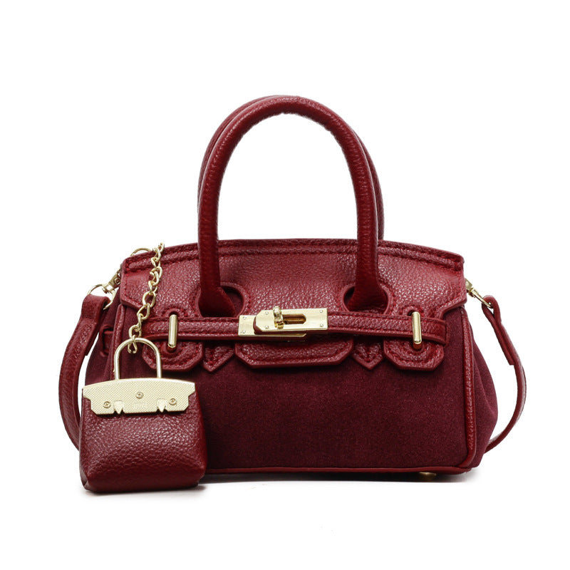 New arrivalfashionsatchel kelly women's bag niche styleclassy large capacity bag popular niche style shoulder crossbody bag
