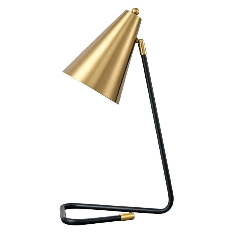 Postmodern designer study, showroom, living room, office creative nordic minimalist decorative iron art table lamp