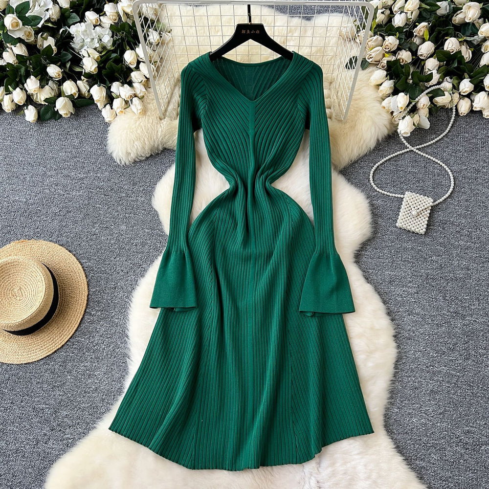 Elegant goddess style dressfall and winternew arrival with classy sense horn long sleeves waist bottomsweater skirt