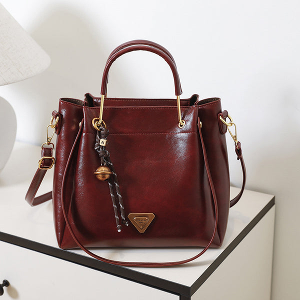 2025 new fashion tote bag women's autumn and winter daily commuting versatile portable shoulder messenger bag
