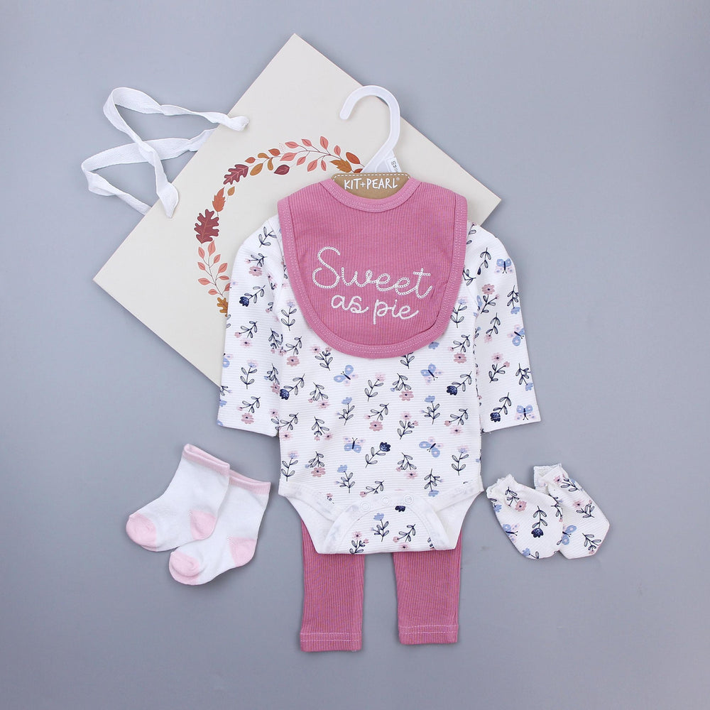 Newborn baby gift box baby clothes suit clothing baby romper full month gift baby clothes children's clothing