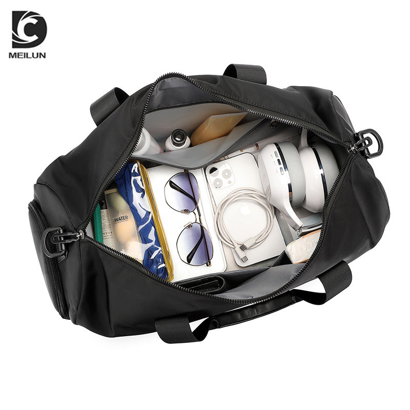 Cross-border new fashion fitness bag large-capacity travel bag independent shoe compartment water-proof shoulder messenger bag handbag