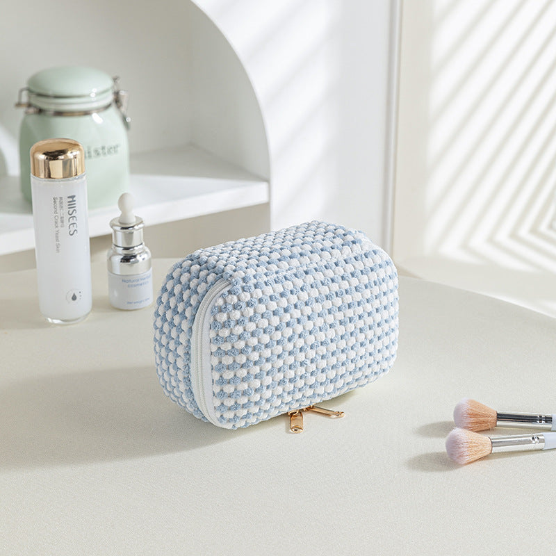 Flannel cosmetic bag, portable, hand-held red envelope, corduroy classification, flip bag, large-capacity portable storage bag set.